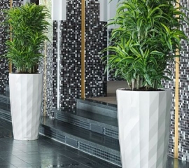 02-kvetinac_diamante