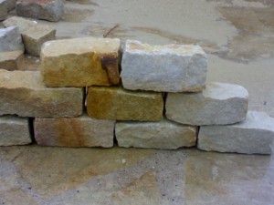 pískovec na zídky - opracovaný